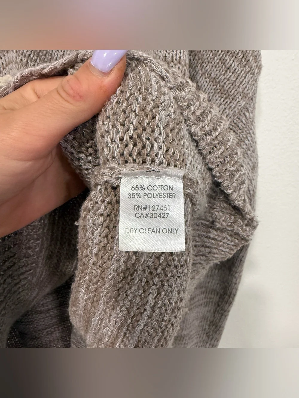 Wildfox Gray Beige Don’t Care Never Cared Distressed Sweater M